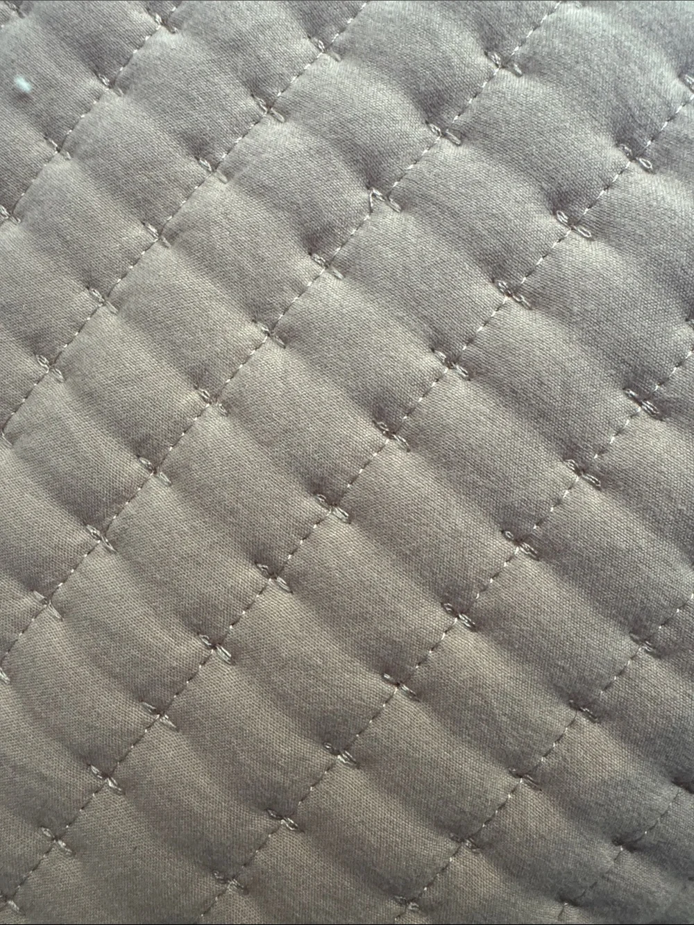 NWOT HomeGoods pic stitch size full/queen Quilt in Blush